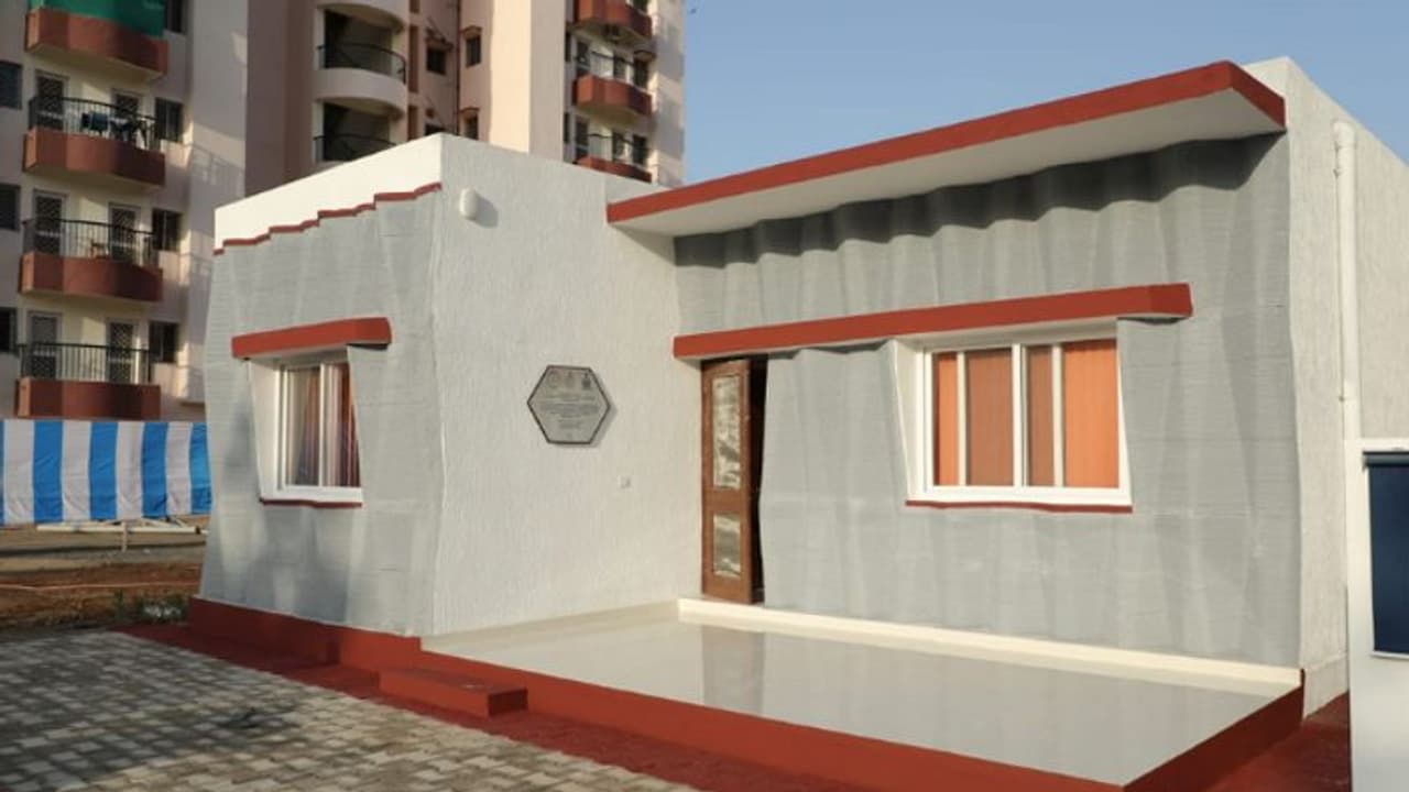 भारतीय सेना के जवानों ने महज 4 हफ्ते में बना डाला 3डी प्रिंटेड घर, पढ़ें पूरी डिटेल भारतीय सेना के जवानों ने महज 4 हफ्ते में बना डाला 3डी प्रिंटेड घर, पढ़ें पूरी डिटेल