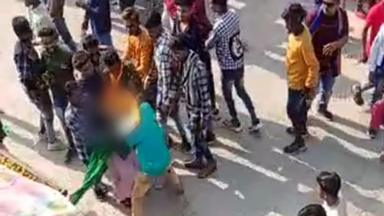 ഭഗോരിയ ഉത്സവത്തിനിടെ പട്ടാപ്പകല്‍ പെണ്‍കുട്ടിക്കും സ്ത്രീയ്ക്കും എതിരെ ലൈംഗികാതിക്രമം; 15 പേര്‍ പിടിയില്‍