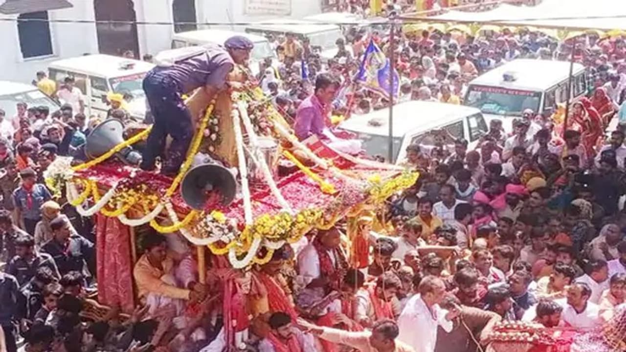 ಖತು ಶ್ಯಾಮಜಿ ದೇವಸ್ಥಾನದಲ್ಲಿ ಕಾಲ್ತುಳಿತ, ಮೂವರು ಭಕ್ತರ ಸಾವು ಹಲವರು ಗಾಯ!