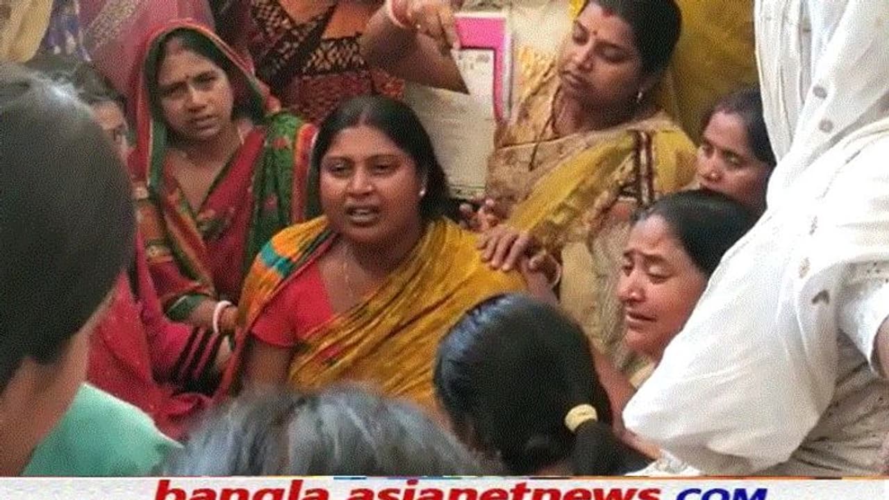 তৃণমূলে যোগ দিতে তপন কান্দুকে চাপ দেন আইসি, অভিযোগ ঝালদায় নিহত কাউন্সিলরের স্ত্রীর তৃণমূলে যোগ দিতে তপন কান্দুকে চাপ দেন আইসি, অভিযোগ ঝালদায় নিহত কাউন্সিলরের স্ত্রীর