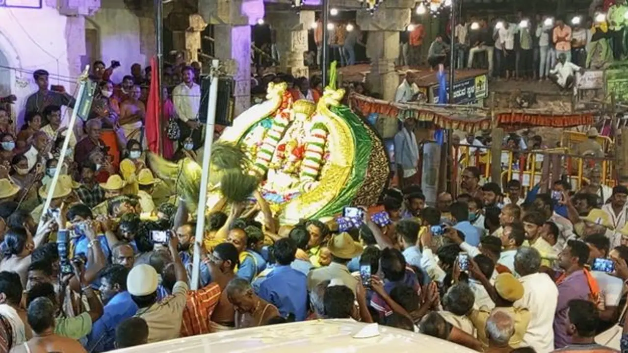 ತಿರುಪತಿ ಮಾದರಿಯಲ್ಲಿ ಮೇಲುಕೋಟೆ ... ಸಿಎಂ ಕೊಡುಗೆಗಳ ಪಟ್ಟಿ