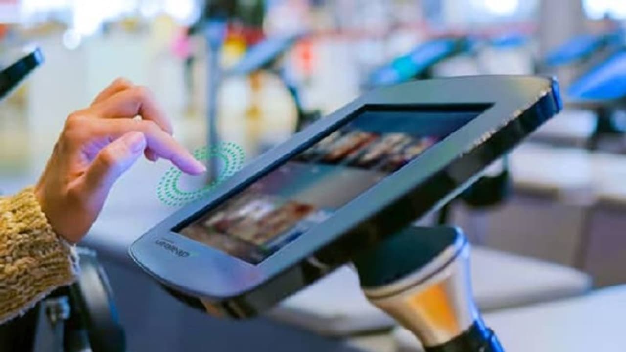 बगैर टच किए 9 सेमी दूरी से आपका स्पर्श पकड़ लेगी यूनिक स्क्रीन, कोरोना संक्रमण फैलने से रोकेगी बगैर टच किए 9 सेमी दूरी से आपका स्पर्श पकड़ लेगी यूनिक स्क्रीन, कोरोना संक्रमण फैलने से रोकेगी