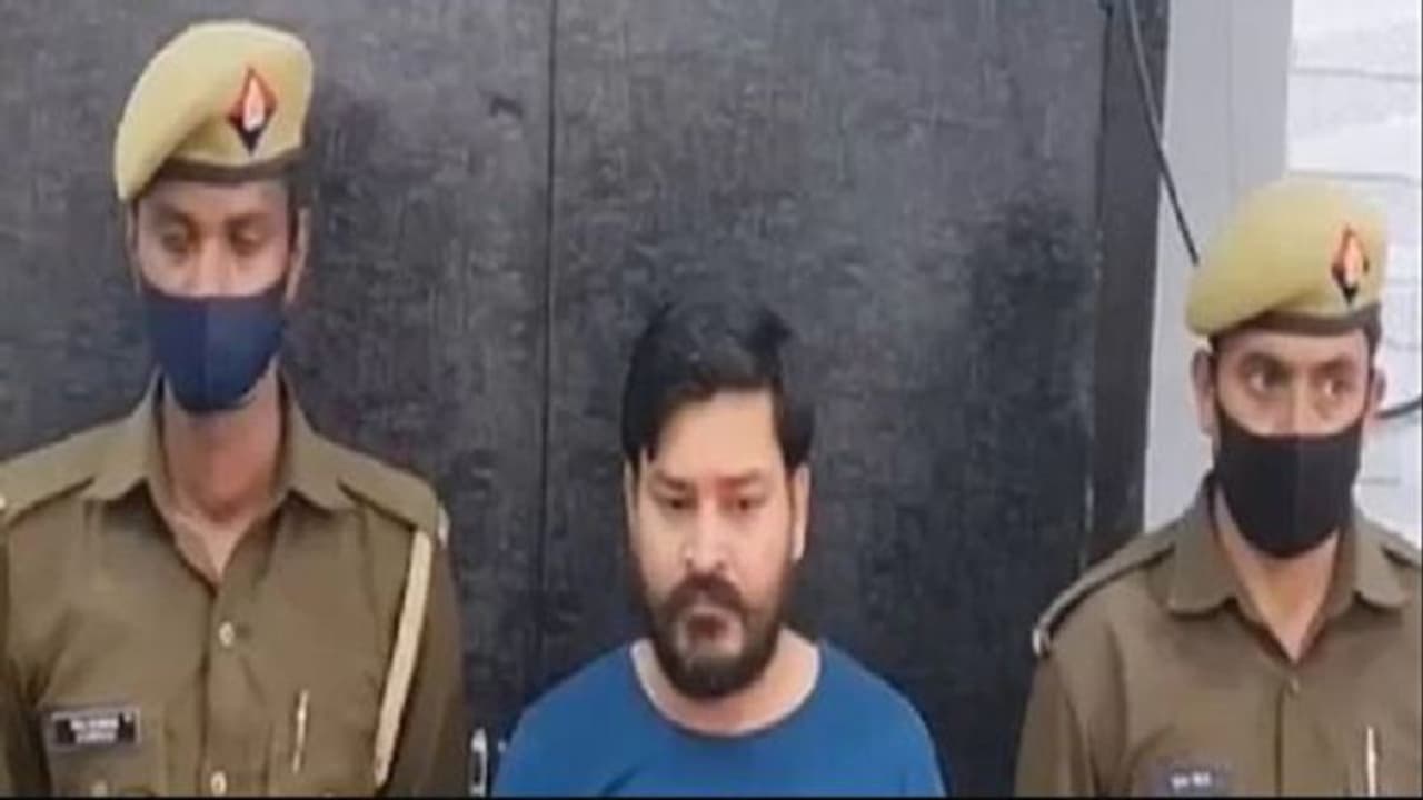 नाबालिक से रेप के बाद साधु बनकर पुलिस को चकमा दे रहा था आरोपी, इस तरह से लगा पता नाबालिक से रेप के बाद साधु बनकर पुलिस को चकमा दे रहा था आरोपी, इस तरह से लगा पता