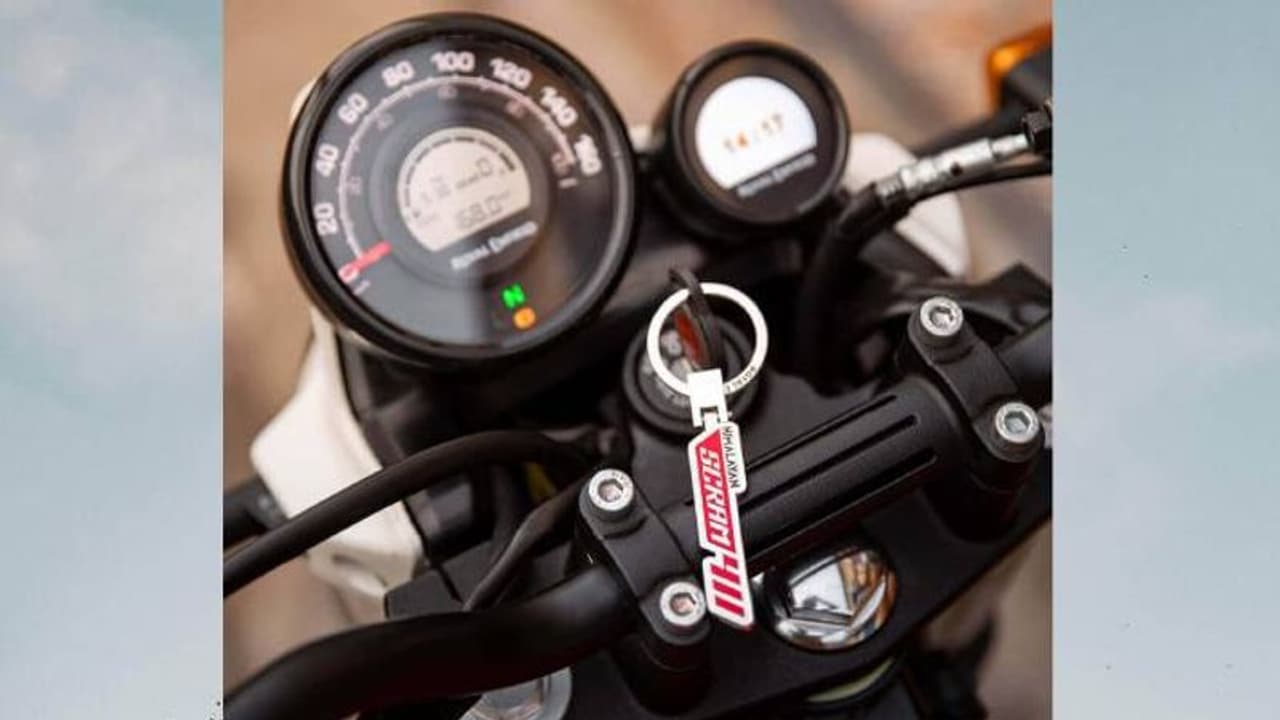 നിരത്ത് കീഴടക്കാന് റോയല് എന്ഫീല്ഡ്; 650 സിസി കരുത്തില് പുതിയ രണ്ട് മോഡലുകള് ഉടനെത്തും നിരത്ത് കീഴടക്കാന് റോയല് എന്ഫീല്ഡ്; 650 സിസി കരുത്തില് പുതിയ രണ്ട് മോഡലുകള് ഉടനെത്തും