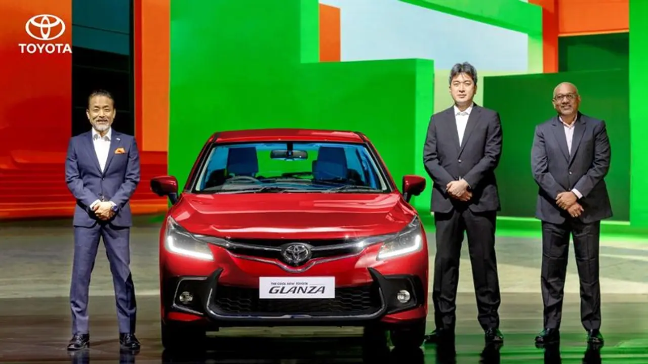 Toyota Glanza ಹೊಚ್ಚ ಹೊಸ ಟೋಯೋಟಾ ಗ್ಲಾಂಜಾ ಕಾರು ಬಿಡುಗಡೆ, ಬೆಲೆ 6.39 ಲಕ್ಷ ರೂ! Toyota Glanza ಹೊಚ್ಚ ಹೊಸ ಟೋಯೋಟಾ ಗ್ಲಾಂಜಾ ಕಾರು ಬಿಡುಗಡೆ, ಬೆಲೆ 6.39 ಲಕ್ಷ ರೂ!