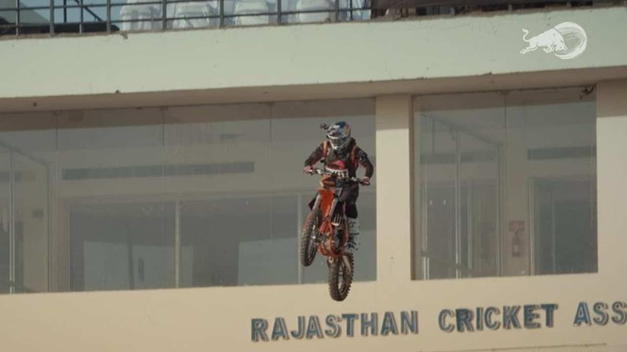 दुनिया के नामी बाइकर रॉबी मैडिसन ने अपनी जान पर खेलकर लॉन्च की राजस्थान रॉयल्स की जर्सी दुनिया के नामी बाइकर रॉबी मैडिसन ने अपनी जान पर खेलकर लॉन्च की राजस्थान रॉयल्स की जर्सी