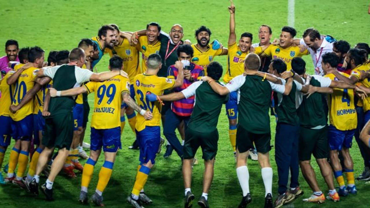 ISL 2021 22 : കീഴടങ്ങില്ല! വീണ്ടും ജംഷഡ്പൂരിന്റെ വെല്ലുവിളി മറികടന്നു; കേരള ബ്ലാസ്റ്റേഴ്സ് ഫൈനലില് ISL 2021 22 : കീഴടങ്ങില്ല! വീണ്ടും ജംഷഡ്പൂരിന്റെ വെല്ലുവിളി മറികടന്നു; കേരള ബ്ലാസ്റ്റേഴ്സ് ഫൈനലില്