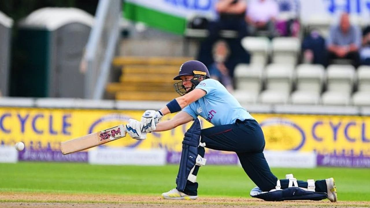 Commonwealth Games: ಇಂಗ್ಲೆಂಡ್ ತಂಡದಿಂದ ಹೊರಬಿದ್ದ ನಾಯಕಿ ಹೀದರ್ ನೈಟ್ Commonwealth Games: ಇಂಗ್ಲೆಂಡ್ ತಂಡದಿಂದ ಹೊರಬಿದ್ದ ನಾಯಕಿ ಹೀದರ್ ನೈಟ್