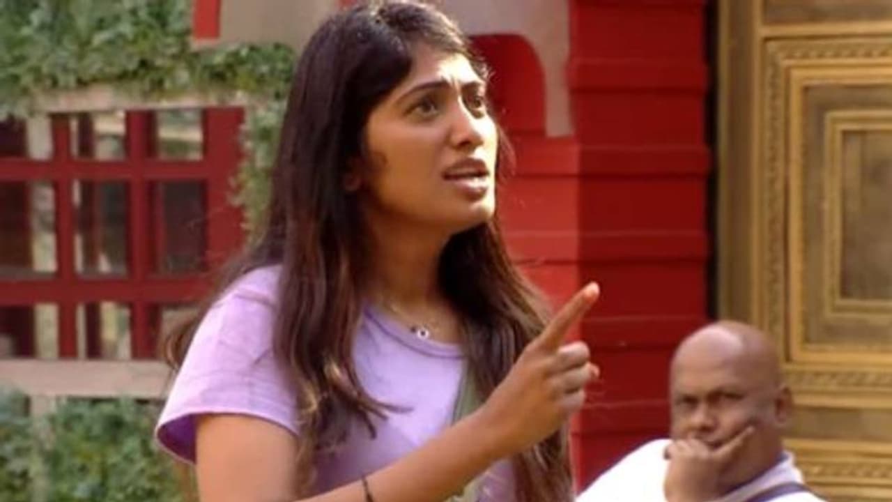 ஜூலியை கண்கலங்க வைத்த பாலா...எமோஷன் பிக்பாஸ் அல்டிமேட் ப்ரோமோ