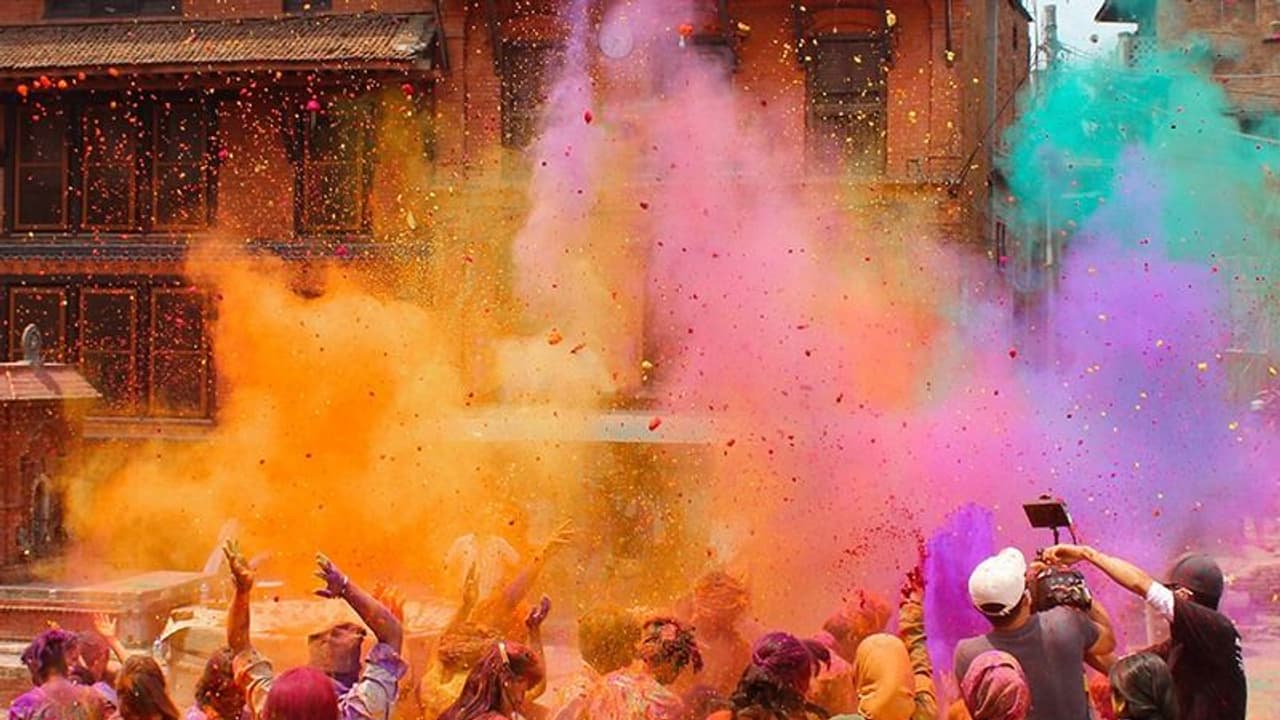 Holi festival: இந்தியா முழுவதும் கோலாகலமாக கொண்டாடப்படும் ஹோலி...வியக்கவைக்கும் அதன் வரலாறு அறிக.. Holi festival: இந்தியா முழுவதும் கோலாகலமாக கொண்டாடப்படும் ஹோலி...வியக்கவைக்கும் அதன் வரலாறு அறிக..