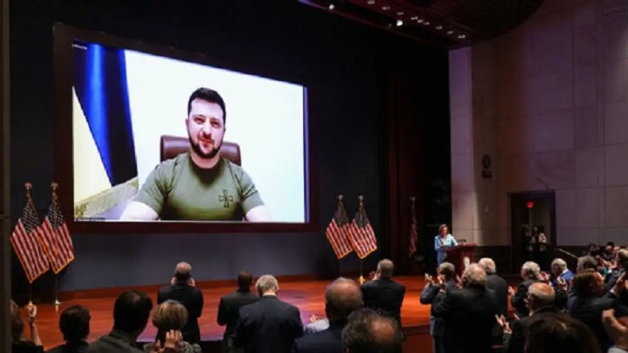 अमेरिकी कांग्रेस को यूक्रेनी राष्ट्रपति वलोडिमिर जेलेंस्की ने किया संबोधित, की नो फ्लाई जोन की मांग अमेरिकी कांग्रेस को यूक्रेनी राष्ट्रपति वलोडिमिर जेलेंस्की ने किया संबोधित, की नो फ्लाई जोन की मांग