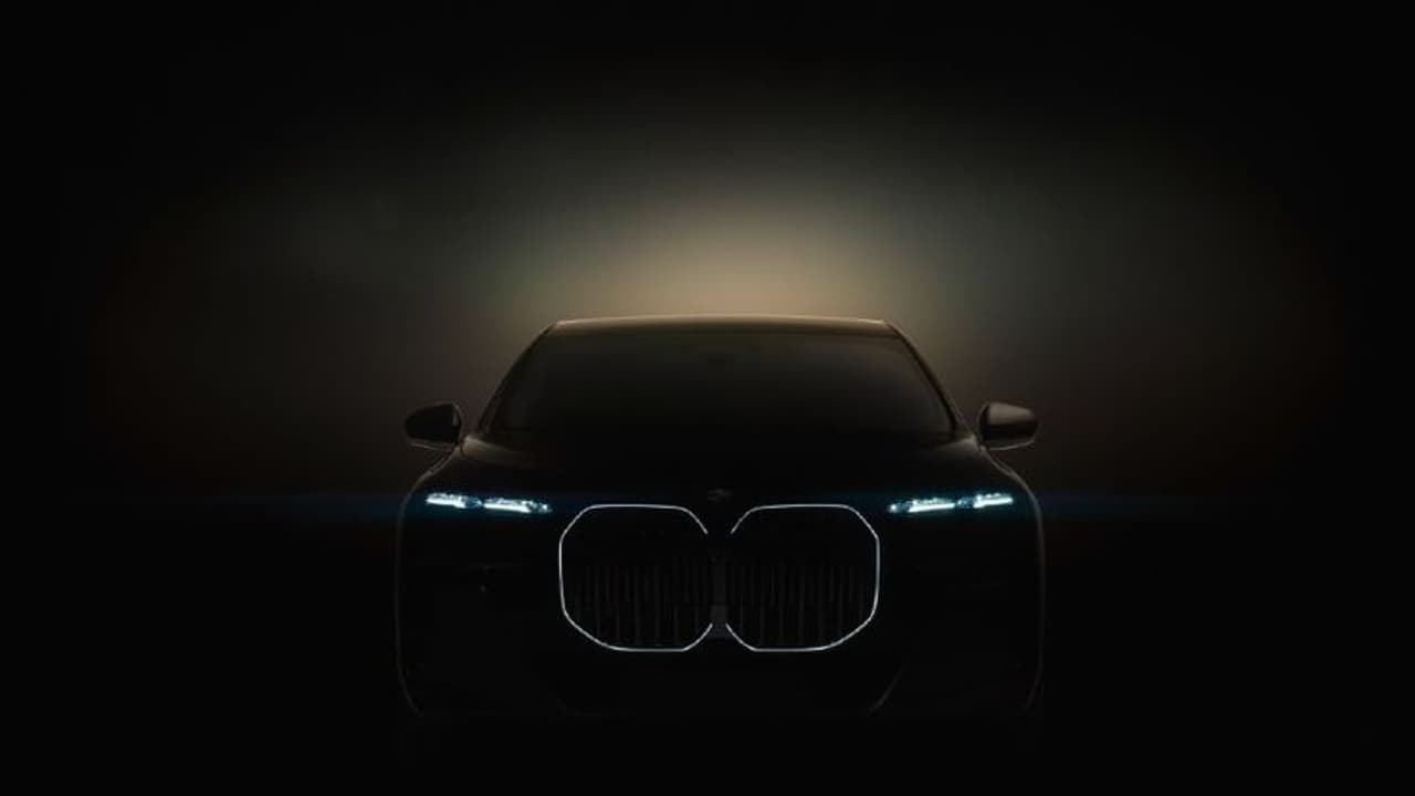 BMW i7 EV : ബിഎംഡബ്ല്യു പുതിയ i7, 7 സീരീസുകൾ ഏപ്രിൽ 20 ന് അവതരിപ്പിക്കും BMW i7 EV : ബിഎംഡബ്ല്യു പുതിയ i7, 7 സീരീസുകൾ ഏപ്രിൽ 20 ന് അവതരിപ്പിക്കും