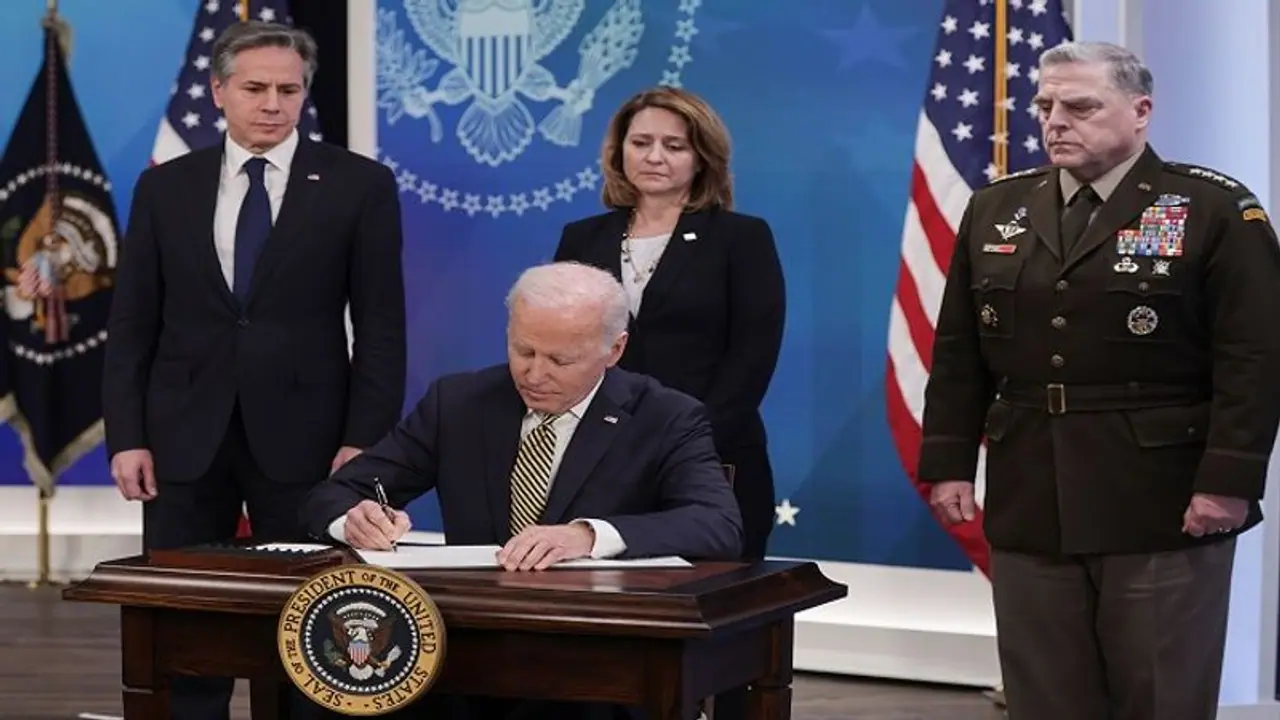 अमेरिकी राष्ट्रपति बिडेन की हुई सिंगापुर पीएम से मुलाकात, बिडेन ने किया ASEAN नेताओं की स्पेशल समिट का ऐलान