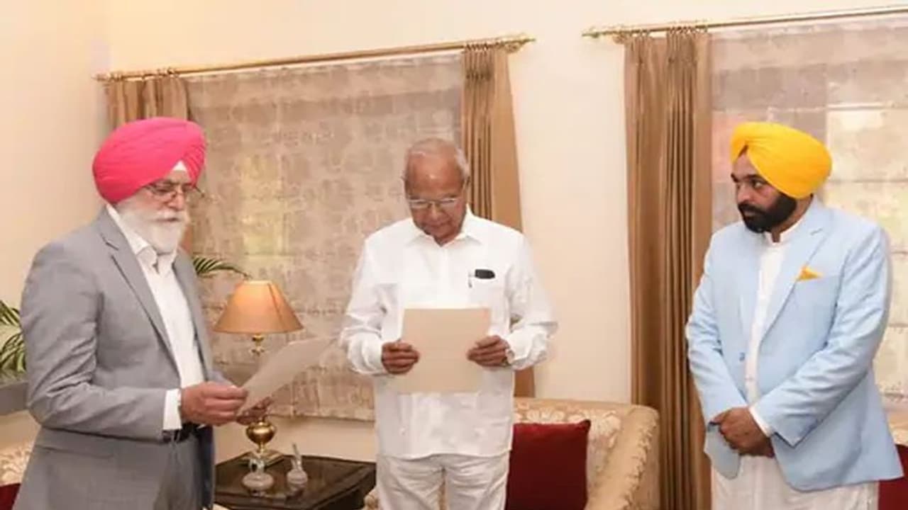 आज से पंजाब विधानसभा का सत्र : नए मुख्यमंत्री भगवंत मान का पहला दिन, विधायकों को दिलाई जाएगी शपथ आज से पंजाब विधानसभा का सत्र : नए मुख्यमंत्री भगवंत मान का पहला दिन, विधायकों को दिलाई जाएगी शपथ