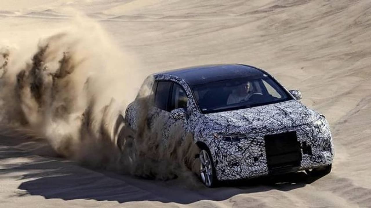 Benz EQS SUV : മെഴ്‌സിഡസ് ബെൻസ് ഇക്യുഎസ് ഏപ്രിൽ 19 ന് അനാവരണം ചെയ്യും