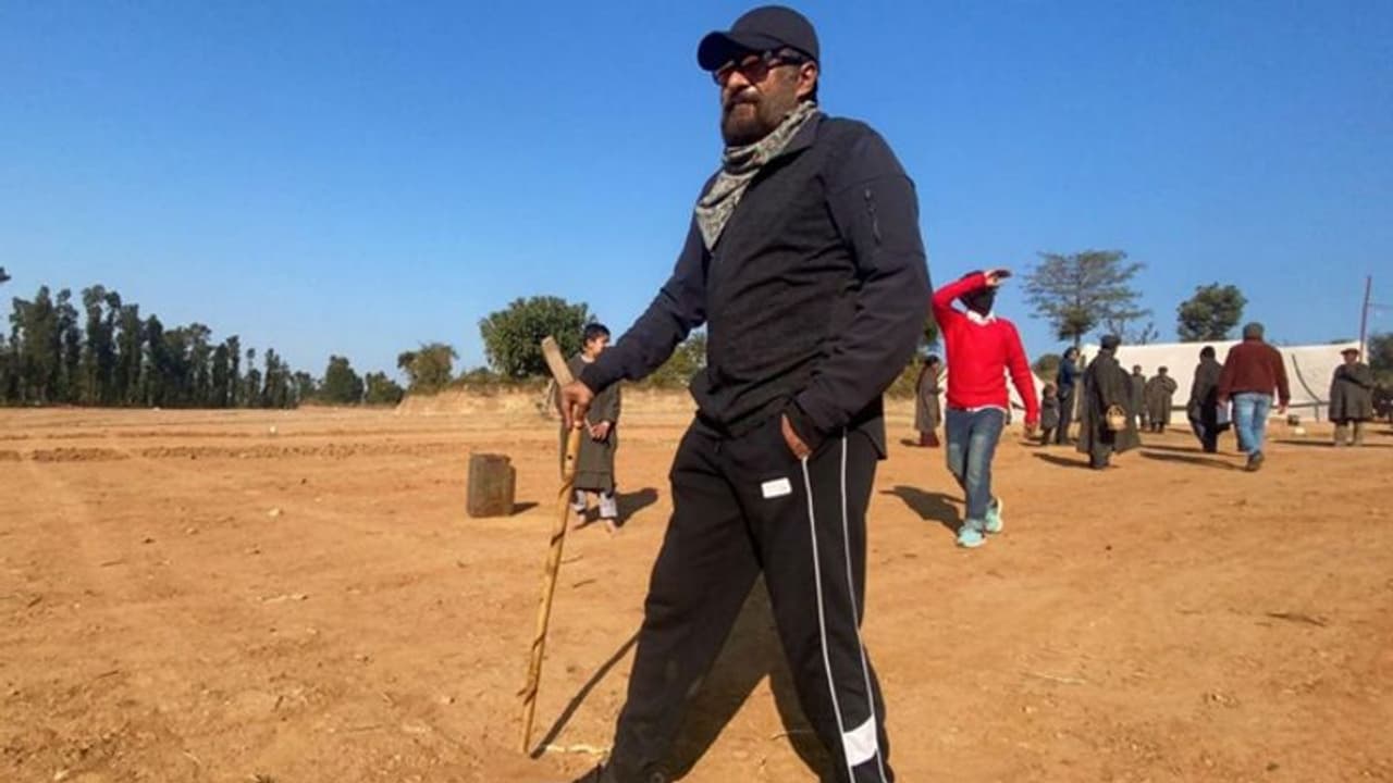 'द कश्मीर फाइल्स' फिल्म देखने के बाद महिला बोली चावल के ड्रम में जिन्हें गोली मारी गई वह मेरे चाचा थे 'द कश्मीर फाइल्स' फिल्म देखने के बाद महिला बोली चावल के ड्रम में जिन्हें गोली मारी गई वह मेरे चाचा थे