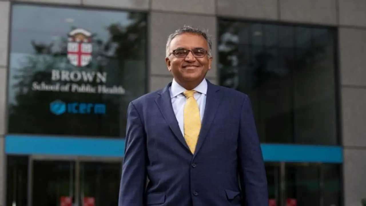 बिहार में जन्मे डॉ आशीष झा को अमेरिकी राष्ट्रपति ने दी बड़ी जिम्मेदारी, कोरोना के खिलाफ लड़ाई में निभाएंगे रोल बिहार में जन्मे डॉ आशीष झा को अमेरिकी राष्ट्रपति ने दी बड़ी जिम्मेदारी, कोरोना के खिलाफ लड़ाई में निभाएंगे रोल