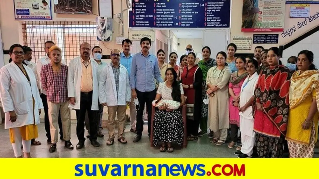 ಬಳ್ಳಾರಿ ಸರ್ಕಾರಿ ಆಸ್ಪತ್ರೆಯಲ್ಲಿ ಹೆರಿಗೆ ಮಾಡಿಸಿಕೊಂಡ IAS ಅಧಿಕಾರಿ, ಮಾದರಿ ಬಳ್ಳಾರಿ ಸರ್ಕಾರಿ ಆಸ್ಪತ್ರೆಯಲ್ಲಿ ಹೆರಿಗೆ ಮಾಡಿಸಿಕೊಂಡ IAS ಅಧಿಕಾರಿ, ಮಾದರಿ