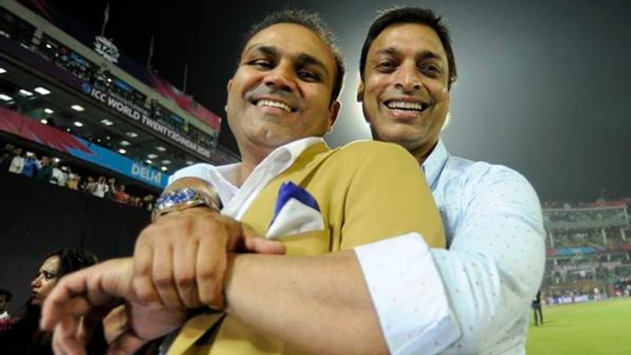 അക്തര് 'ഏറുകാരനെന്ന്' സെവാഗ്, മറുപടിയുമായി പാക് പേസര് അക്തര് 'ഏറുകാരനെന്ന്' സെവാഗ്, മറുപടിയുമായി പാക് പേസര്