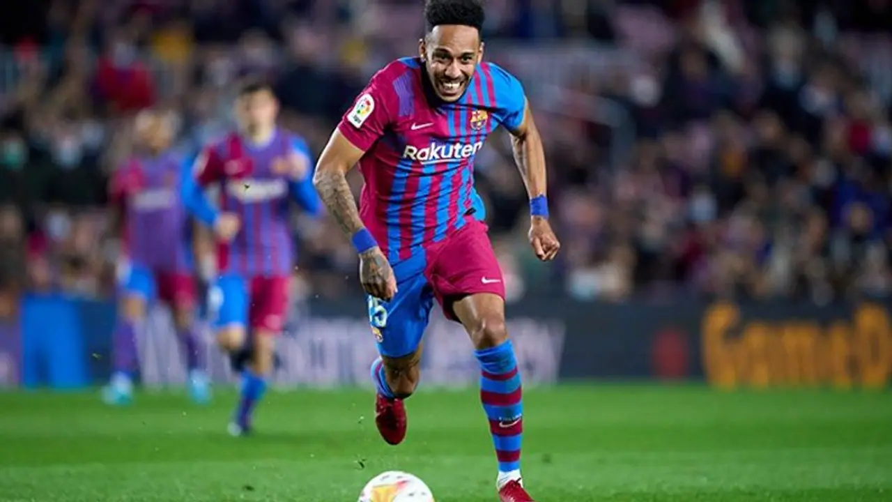 Barcelona boss Xavi Hernandez does not want Aubameyang to leave 'under any circumstances' Barcelona boss Xavi Hernandez does not want Aubameyang to leave 'under any circumstances'
