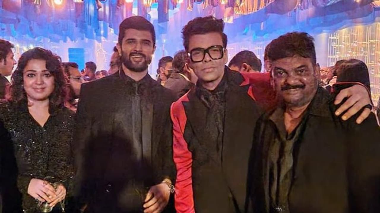  #Liger:బాయ్ కాట్‌ ట్రెండ్ కు కౌంటర్ గా కరుణ్ జోహార్ స్కెచ్ 