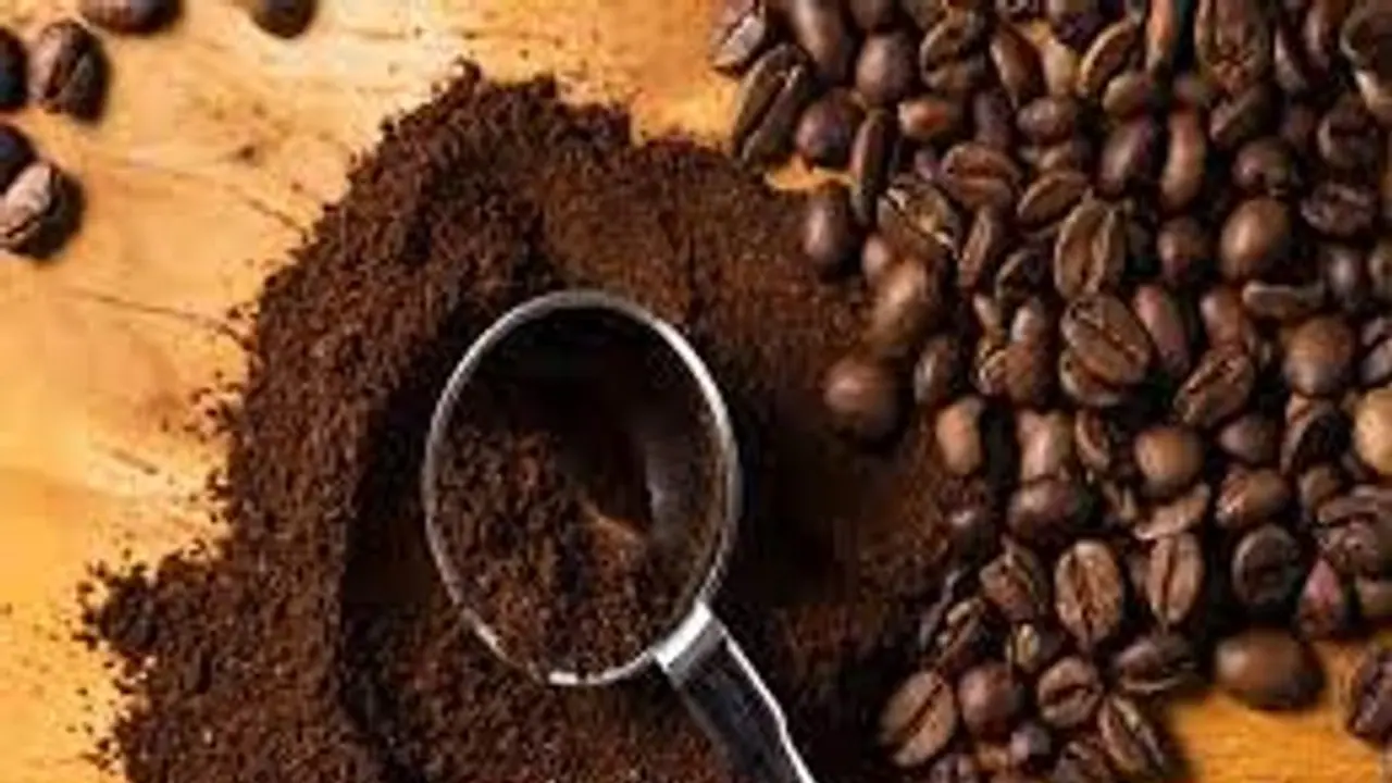 আদা দিয়ে চা তো খেয়েছেন, এবার আদা কফি চেখে দেখুন আদা দিয়ে চা তো খেয়েছেন, এবার আদা কফি চেখে দেখুন