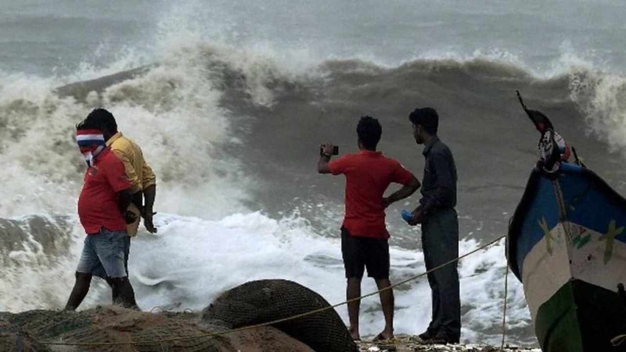 பயணிகளே உஷார்.. அந்தமான் நிக்கோபார் தீவுக்கு பயங்கர ஆபத்து.. 22ஆம் தேதி வரை தப்பி தவறிகூட அங்க போயிடாதீங்க.. பயணிகளே உஷார்.. அந்தமான் நிக்கோபார் தீவுக்கு பயங்கர ஆபத்து.. 22ஆம் தேதி வரை தப்பி தவறிகூட அங்க போயிடாதீங்க..