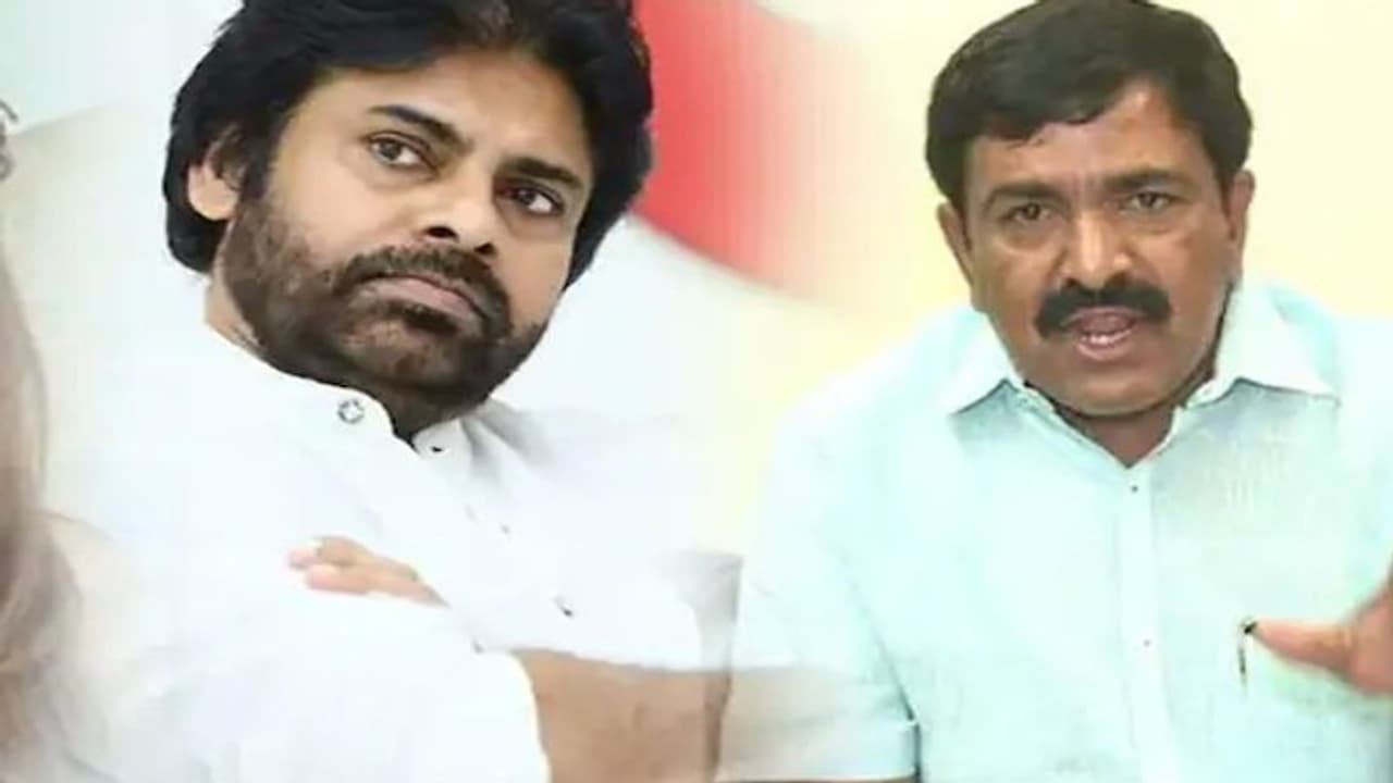 అసత్య ప్రచారాలతో కాకినాడకు ఉన్న మంచిపేరును చెడగొట్టొద్దు: పవన్పై ద్వారంపూడి ఫైర్ అసత్య ప్రచారాలతో కాకినాడకు ఉన్న మంచిపేరును చెడగొట్టొద్దు: పవన్పై ద్వారంపూడి ఫైర్