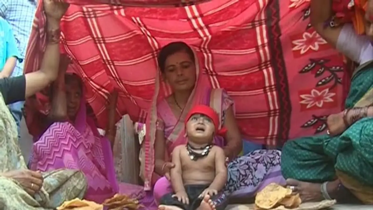 ಇಲ್ಲಿ ಹುಟ್ಟೊ ಮಕ್ಕಳಿಗೆ ವರ್ಷಕ್ಕೊಮ್ಮೆ ಮಾತ್ರ ನಾಮಕರಣ!