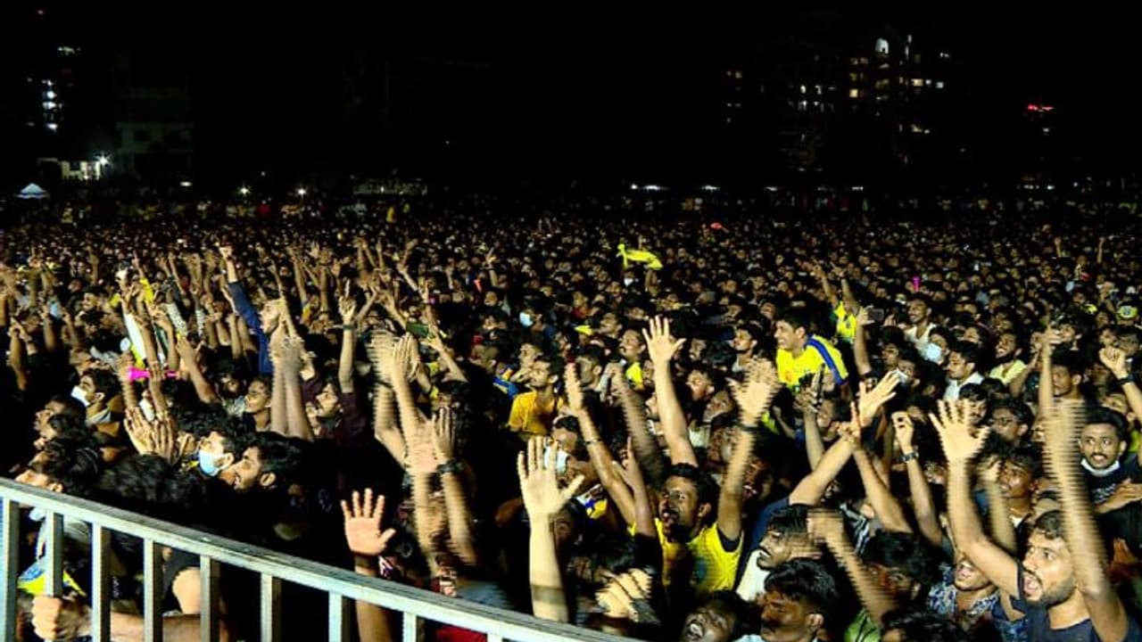 കളിയങ്ങ് ഗോവയില്, ആവേശവും സങ്കടവും കലൂരില്; ലൂണയില് തുടങ്ങിയ സന്തോഷം കൊച്ചിയില് കണ്ണീരായൊഴുകിയ രാത്രി കളിയങ്ങ് ഗോവയില്, ആവേശവും സങ്കടവും കലൂരില്; ലൂണയില് തുടങ്ങിയ സന്തോഷം കൊച്ചിയില് കണ്ണീരായൊഴുകിയ രാത്രി