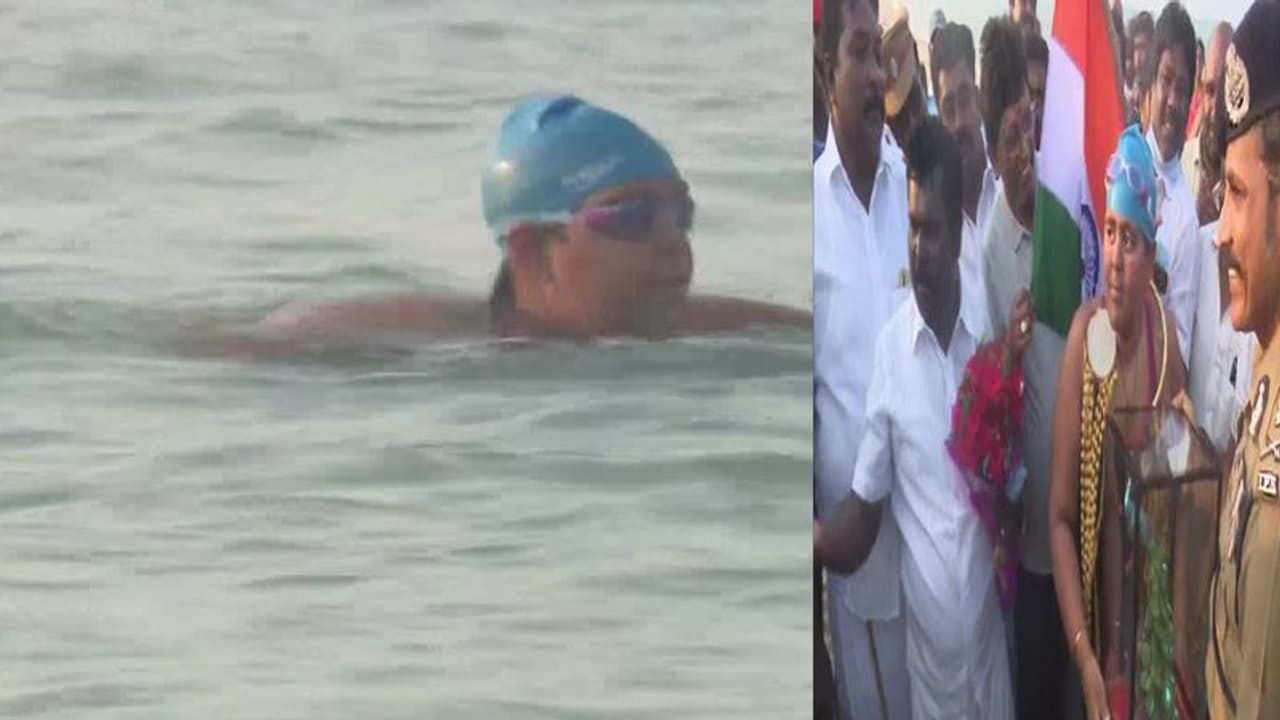 ऑटिस्टिक लड़की ने रचा इतिहास, 13 घंटे में श्रीलंका के थलाईमन्नार से धनुषकोडी तक की तैराकी ऑटिस्टिक लड़की ने रचा इतिहास, 13 घंटे में श्रीलंका के थलाईमन्नार से धनुषकोडी तक की तैराकी