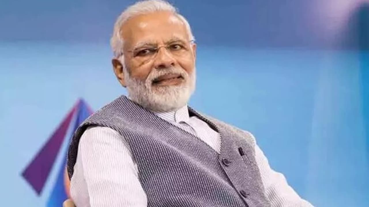 कितना सोते हैं PM Modi? बीजेपी नेता ने किया खुलासा, 24 घंटे जागने के लिए प्रधानमंत्री कर रहे हैं एक खास प्रयोग कितना सोते हैं PM Modi? बीजेपी नेता ने किया खुलासा, 24 घंटे जागने के लिए प्रधानमंत्री कर रहे हैं एक खास प्रयोग