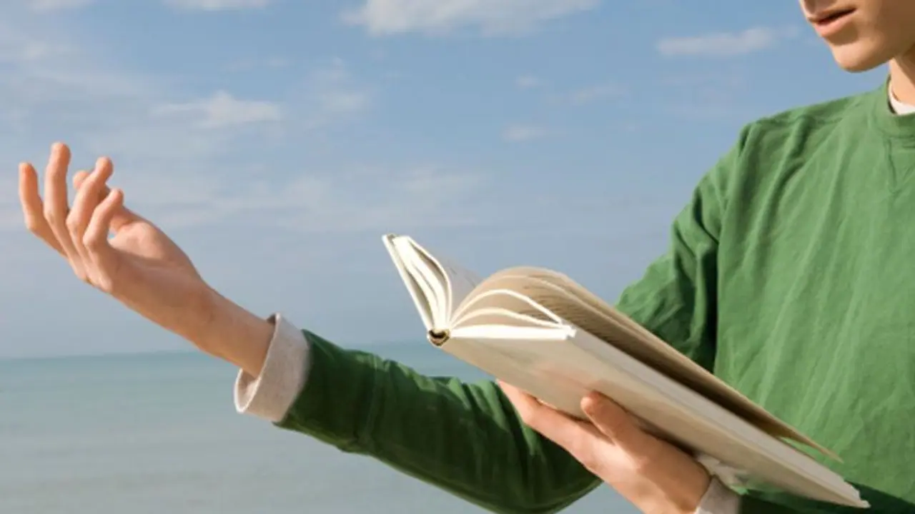 World Poetry Day 2024: Why is it Celebrated on March 21? Know its history and significance World Poetry Day 2024: Why is it Celebrated on March 21? Know its history and significance