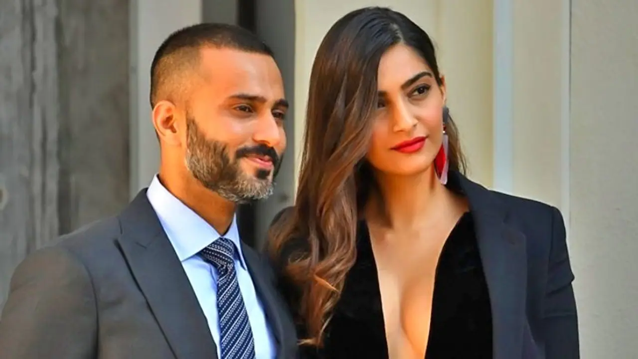 Sonam Kapoor, Anand Ahuja's Delhi house robbed: From Rs 1.41 Crore jewellery to cash stolen Sonam Kapoor, Anand Ahuja's Delhi house robbed: From Rs 1.41 Crore jewellery to cash stolen