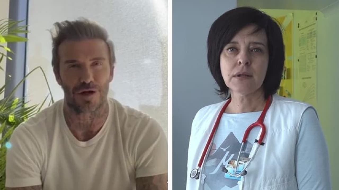 உக்ரைன் பெண் மருத்துவரிடம் தனது இன்ஸ்டாகிராம் கணக்கை வழங்கினார் டேவிட் பெக்காம் உக்ரைன் பெண் மருத்துவரிடம் தனது இன்ஸ்டாகிராம் கணக்கை வழங்கினார் டேவிட் பெக்காம்