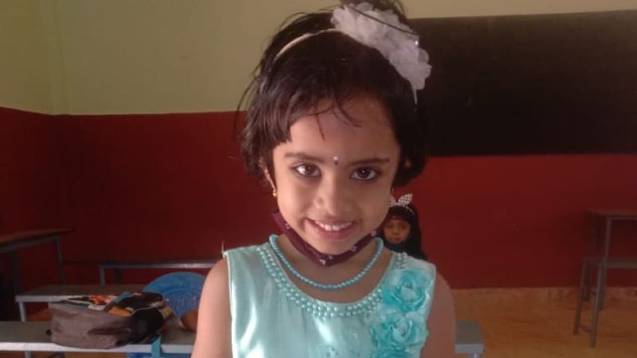 Kozhikode : കോഴിക്കോട്ട് നാല് വയസുകാരി കടല തൊണ്ടയിൽ കുടുങ്ങി മരിച്ചു Kozhikode : കോഴിക്കോട്ട് നാല് വയസുകാരി കടല തൊണ്ടയിൽ കുടുങ്ങി മരിച്ചു