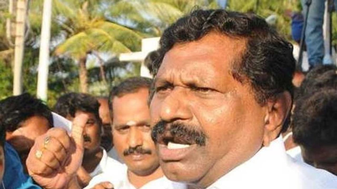 ஒற்றைத் தலைமையை உருவாக்க பொதுக்குழுவுக்கு அதிகாரம் இருக்கா? இல்லையா? அதிமுக இன்பதுரை பரபரப்பு விளக்கம்.!