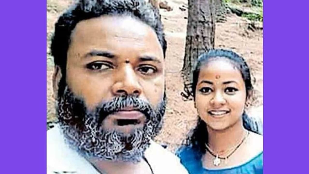 കാണാതായ അച്ഛന്റെയും മകളുടെയും മൃതദേഹങ്ങൾ ഇടുക്കി കല്ലാർകുട്ടി അണക്കെട്ടില് കാണാതായ അച്ഛന്റെയും മകളുടെയും മൃതദേഹങ്ങൾ ഇടുക്കി കല്ലാർകുട്ടി അണക്കെട്ടില്