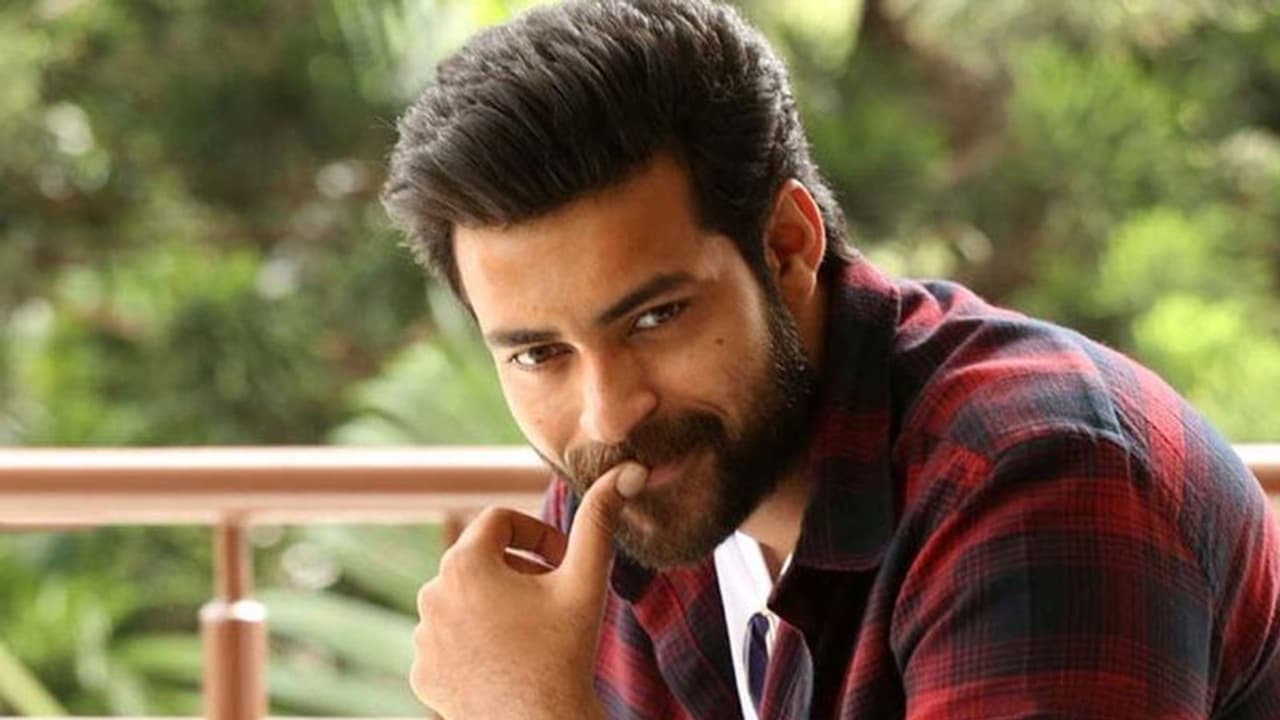 వాలెంటైన్స్ డే రోజు లవర్ ని పరిచయం చేసిన వరుణ్... ఎవరో తెలిస్తే షాక్ అవుతారు! వాలెంటైన్స్ డే రోజు లవర్ ని పరిచయం చేసిన వరుణ్... ఎవరో తెలిస్తే షాక్ అవుతారు!