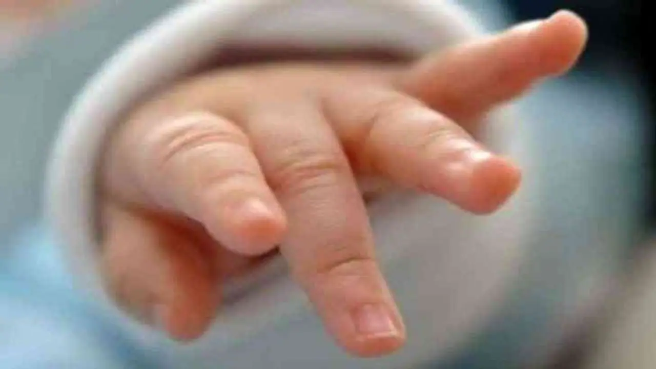 മണ്ണാറശാലയിൽ 48 ദിവസം പ്രായമായ കുഞ്ഞ് കിണറ്റിൽ മരിച്ച നിലയിൽ മണ്ണാറശാലയിൽ 48 ദിവസം പ്രായമായ കുഞ്ഞ് കിണറ്റിൽ മരിച്ച നിലയിൽ