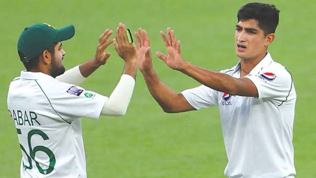 Pakistan vs Australia:ஷாஹீன் அஃப்ரிடி, நசீம் ஷா அபார பவுலிங்! ஆஸி., முதல் இன்னிங்ஸில் 391 ரன்களுக்கு ஆல் அவுட்