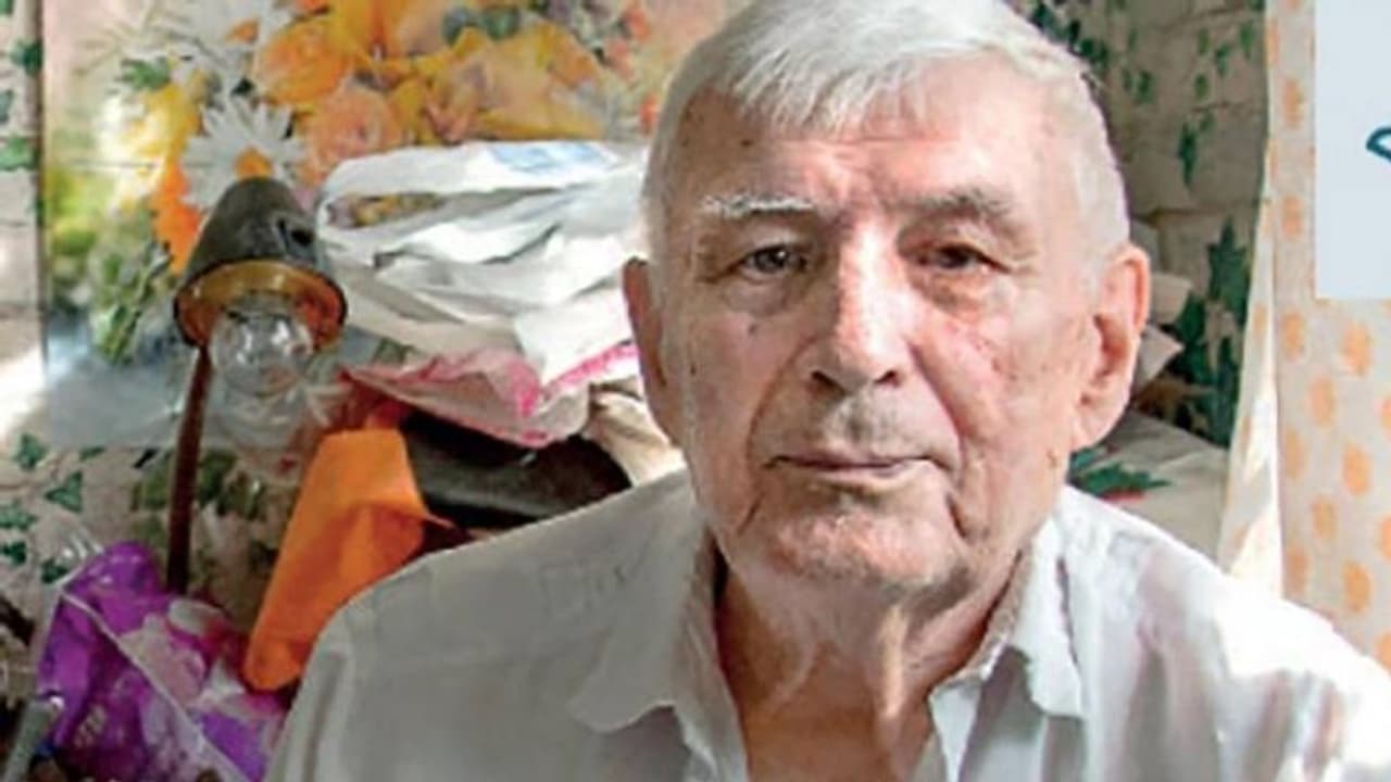 ஹிட்லர் செய்யாததை செய்து காட்டிய புதின் இரண்டாம் உலக போரில் தப்பித்தவரை கொன்ற ரஷ்யா..!