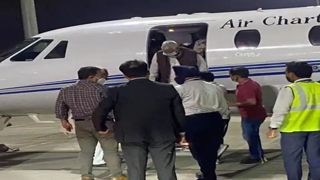 दिल्ली एम्स में नहीं रांची रिम्स में होगा लालू यादव का इलाज, जानिए RJD सुप्रीमो को क्यों लौटाया गया वापस दिल्ली एम्स में नहीं रांची रिम्स में होगा लालू यादव का इलाज, जानिए RJD सुप्रीमो को क्यों लौटाया गया वापस