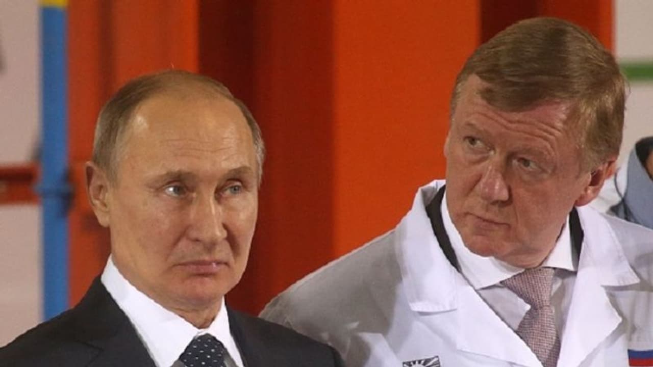Putin’s advisor, former boss and top aide Anatoly Chubais quits over Ukraine invasion, flees Russia
