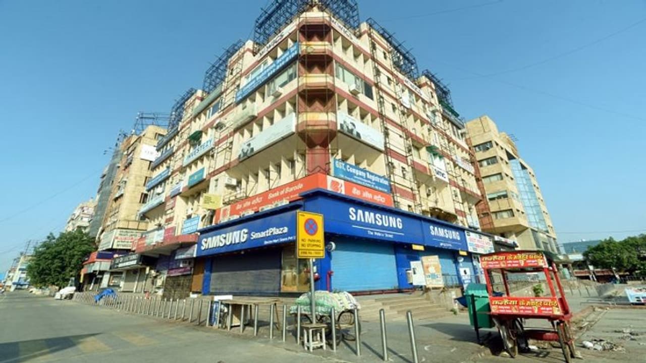 Lockdown के 2 सालः देशभर में लगा था लॉकडाउन, कोरोना के खौफ से सड़कों पर पसर गया था सन्नाटा Lockdown के 2 सालः देशभर में लगा था लॉकडाउन, कोरोना के खौफ से सड़कों पर पसर गया था सन्नाटा