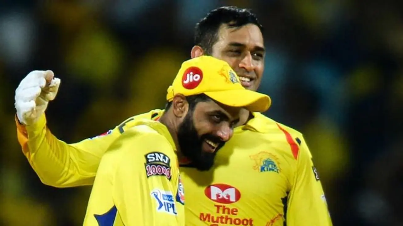মরসুমের মাঝপথে অধিনায়কত্ব ছাড়লেন জাদেজা, ফের একবার সিএসকে অধিনায়ক ধোনি