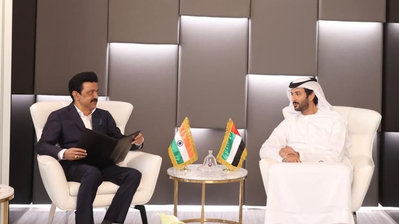 ரூ 1,600 கோடிக்கு புரிந்துணர்வு ஒப்பந்தம்.. முதலீட்டாளர்களுடன் உரையாற்றிய முதல்வர்.. ரூ 1,600 கோடிக்கு புரிந்துணர்வு ஒப்பந்தம்.. முதலீட்டாளர்களுடன் உரையாற்றிய முதல்வர்..