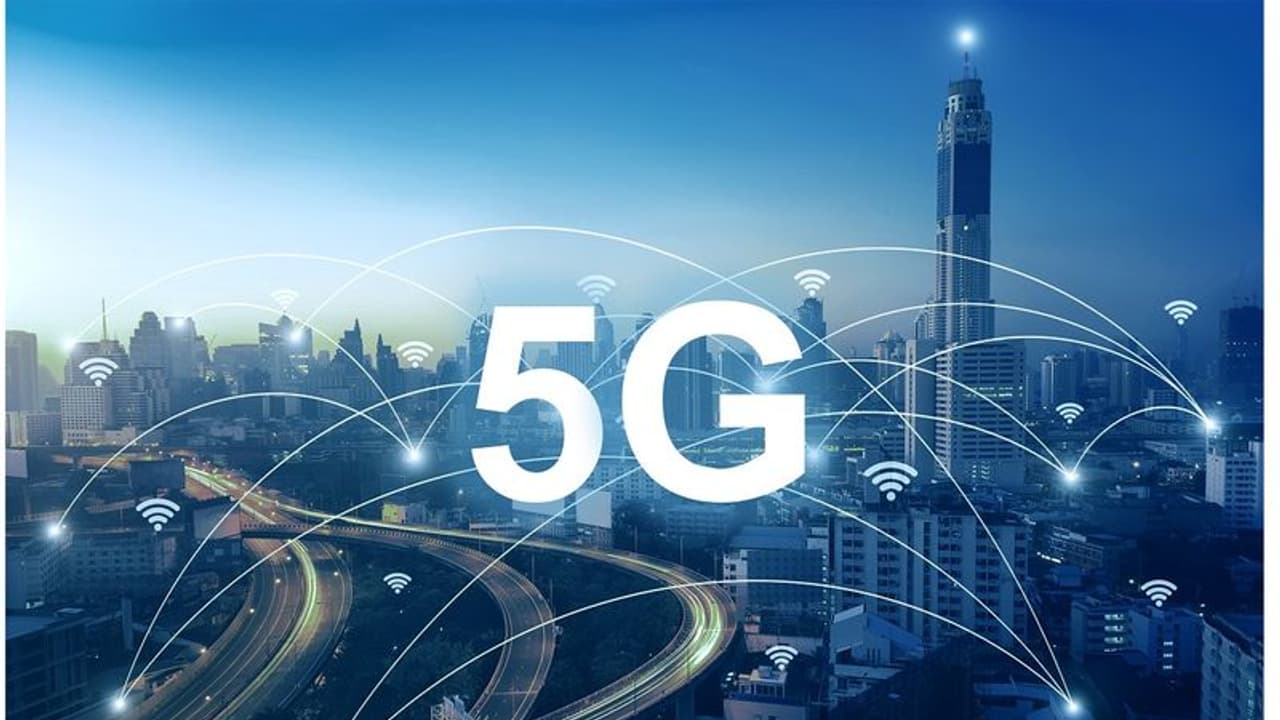5G சேவைக்கு தயாராகும் BSNL.. தனியார் நிறுவனத்துடன் கைகோர்ப்பு!