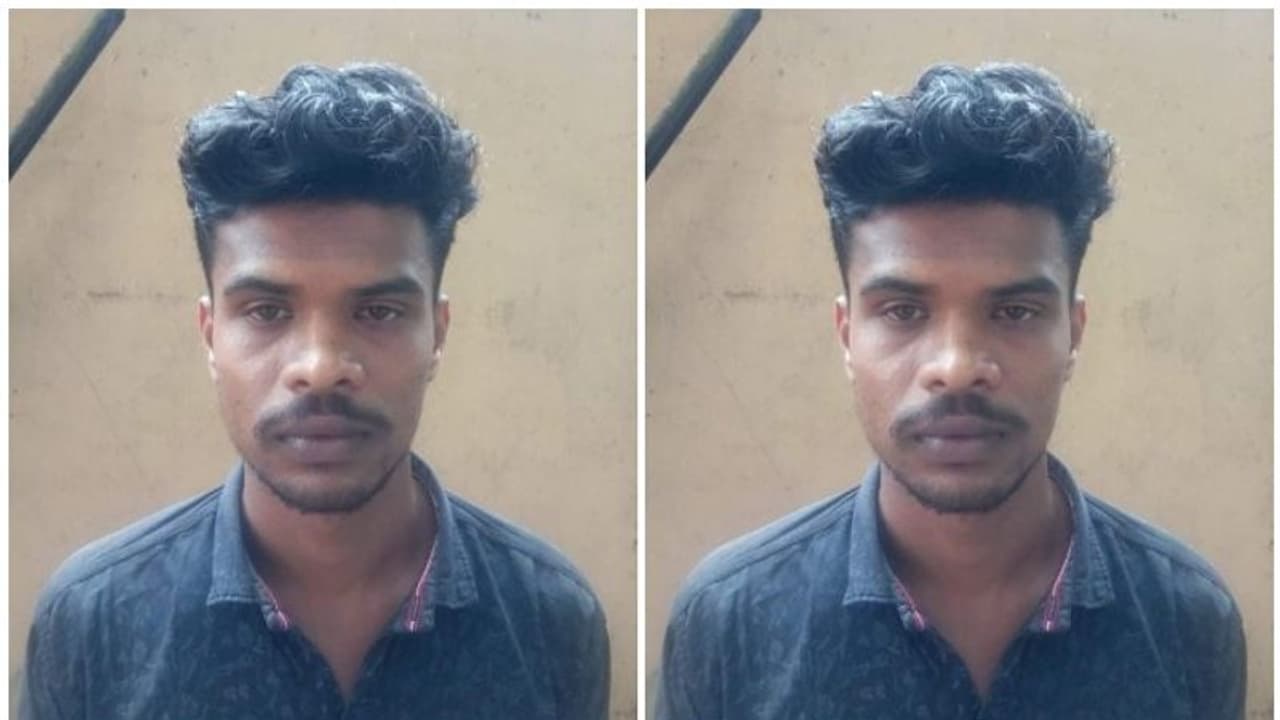 പെണ്കുട്ടിയുടെ നഗ്ന ചിത്രം സമൂഹ മാധ്യമങ്ങളിൽ പ്രചരിപ്പിച്ചു, യുവാവ് അറസ്റ്റിൽ പെണ്കുട്ടിയുടെ നഗ്ന ചിത്രം സമൂഹ മാധ്യമങ്ങളിൽ പ്രചരിപ്പിച്ചു, യുവാവ് അറസ്റ്റിൽ