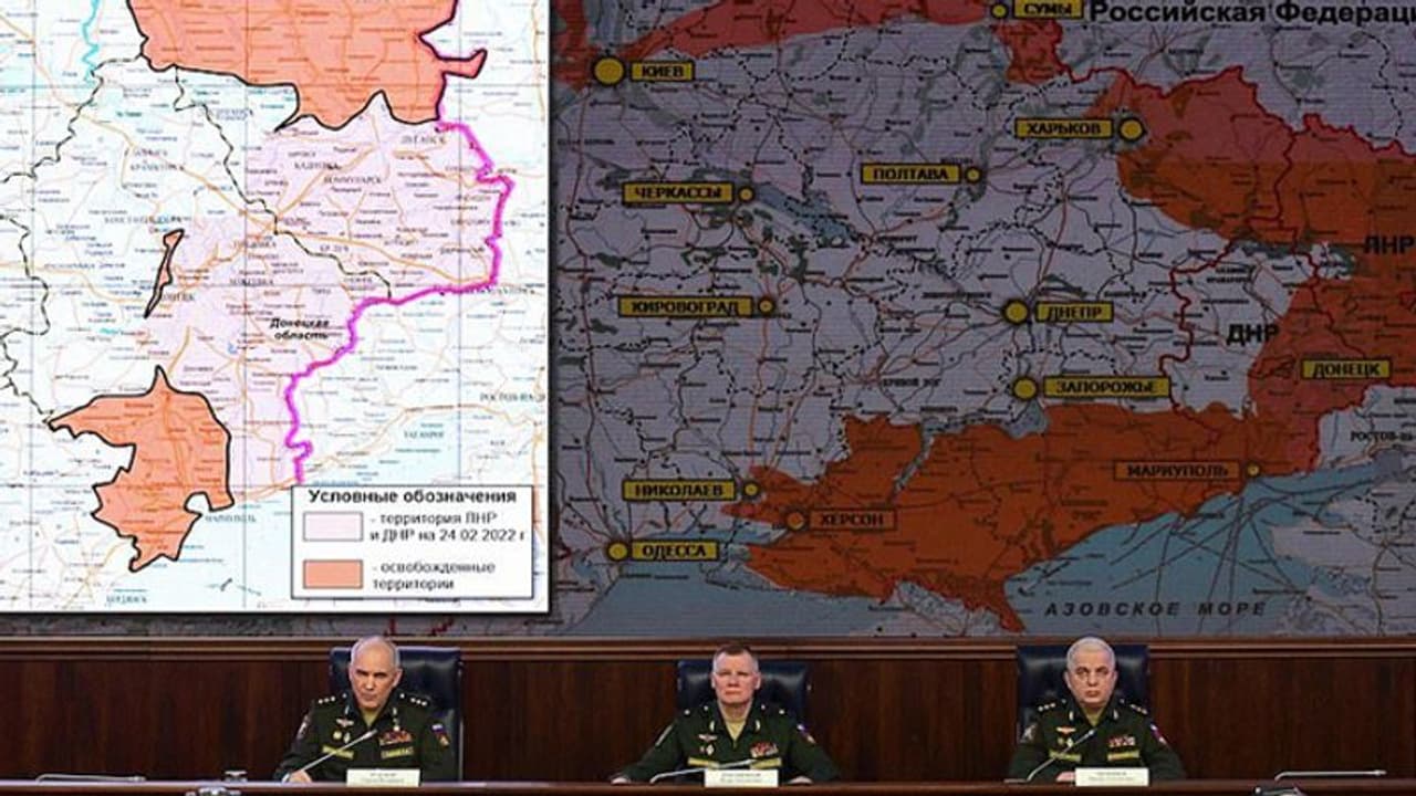 Ukraine war : യുക്രെയ്ൻ യുദ്ധത്തിന്റെ ആദ്യഘട്ടം അവസാനിച്ചെന്ന് റഷ്യ; ശക്തമായ തിരിച്ചടി നൽകാനായെന്ന് സെലൻസ്കി